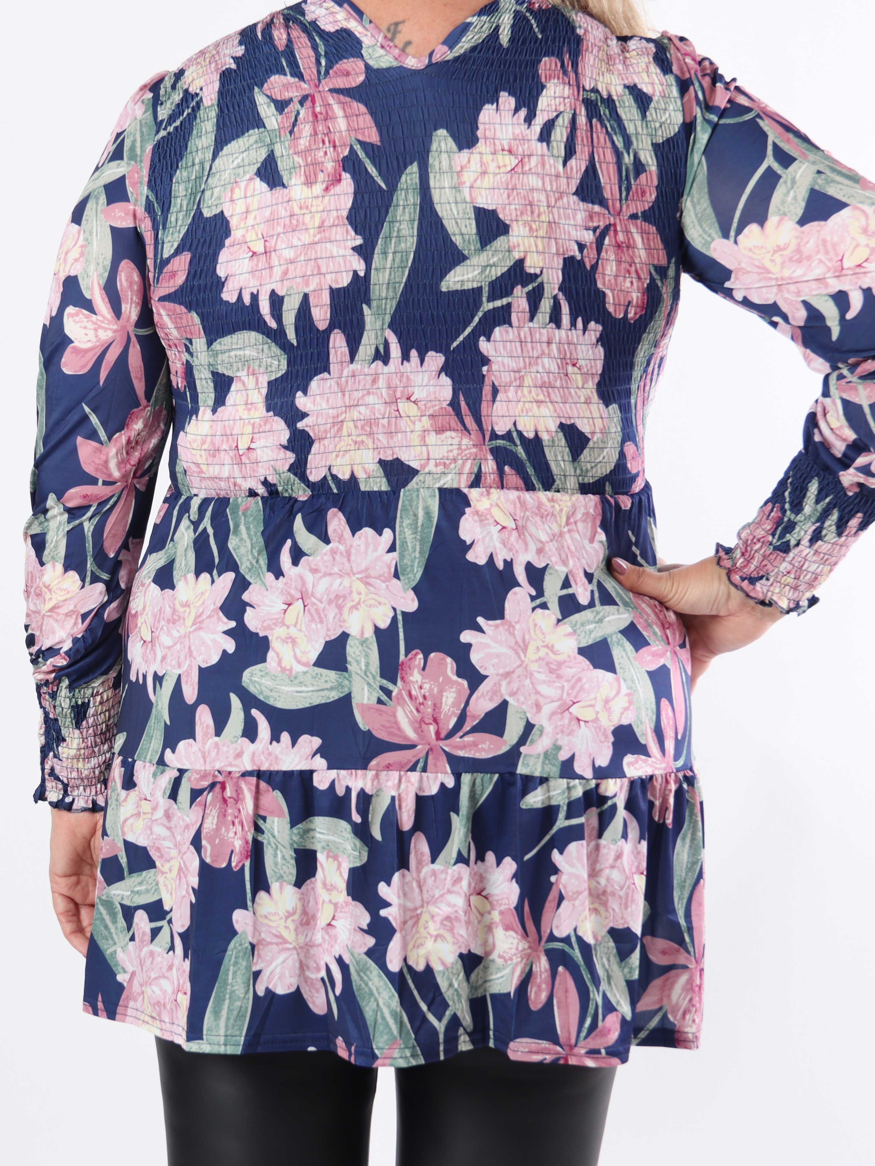 Kelly Flower Shirt - Elastisk plus size-blus med smock över bröstet